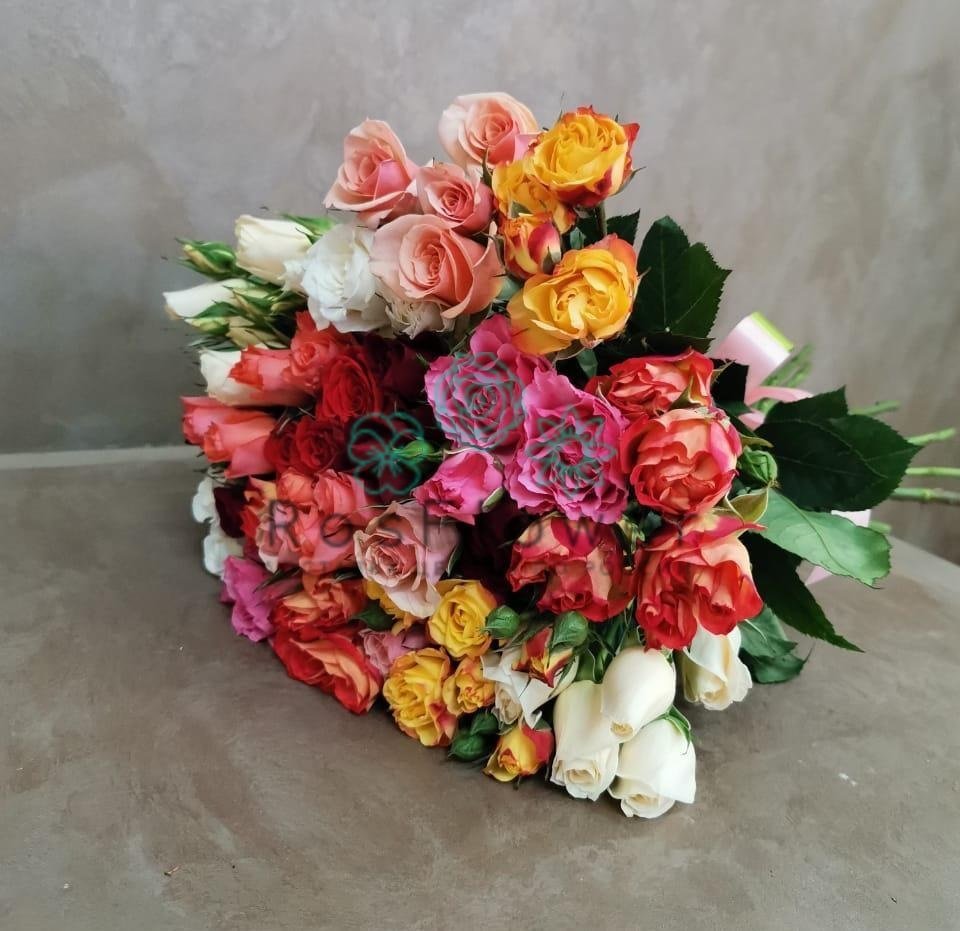 Букет цветов из: Розы в Осеченки