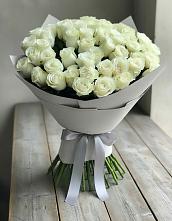 Букет 35 Белых роз в Осеченки