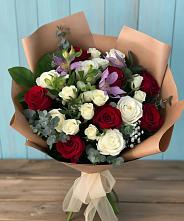 Букет цветов из:  Розы и Альстромерии в Осеченки