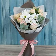 Букет цветов из:  Хризантемы и Розы в Осеченки