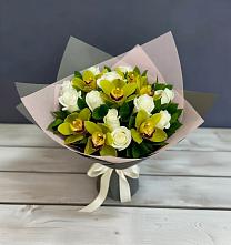 Букет цветов из:  Орхидеи и Розы в Осеченки