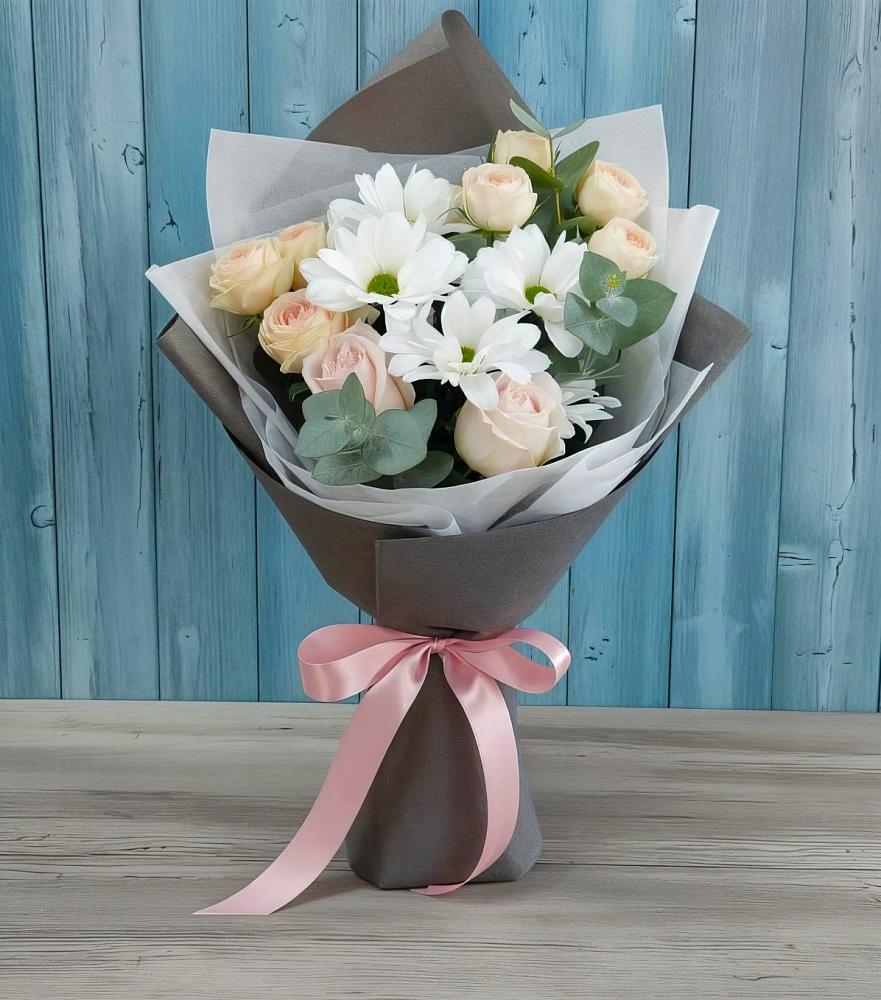 Букет цветов из: Хризантемы и Розы в Осеченки