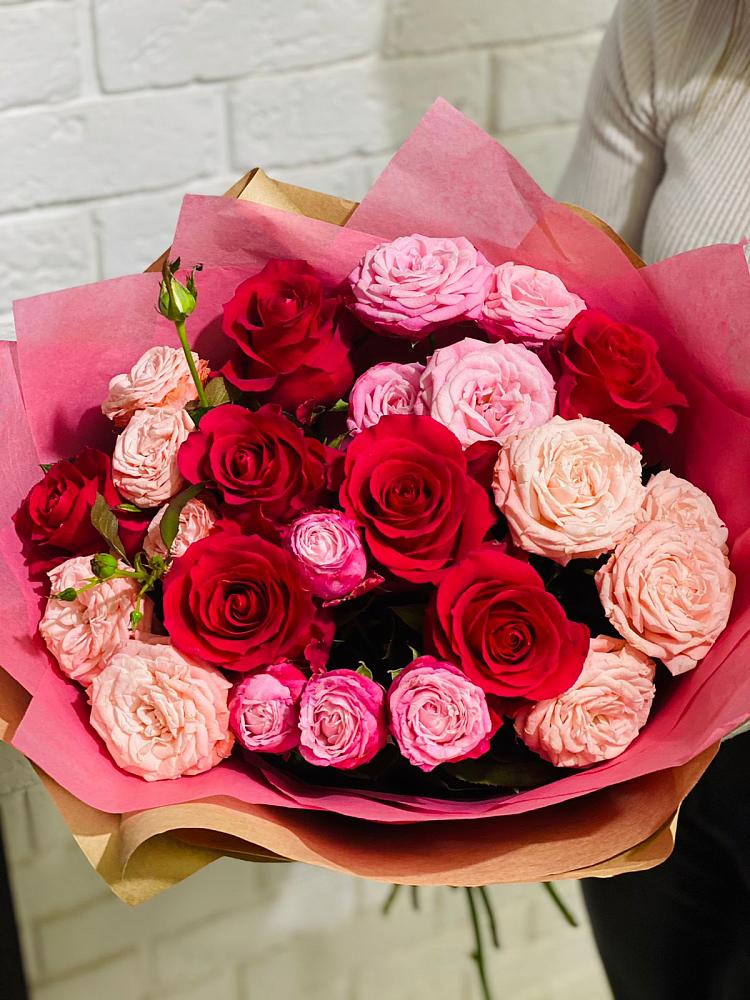 Букет цветов из: Розы в Осеченки