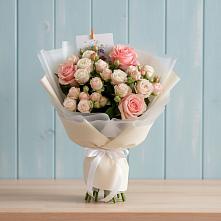 Букет цветов из:  Розы в Осеченки