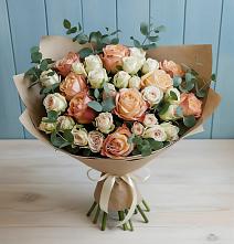 Букет цветов из:  Альстромерии и Розы в Осеченки