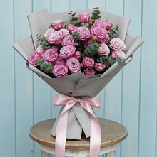 Букет цветов из:  Розы в Осеченки